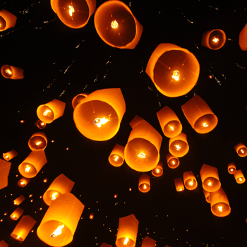 Sky Lanterns, metaphor for Ancestors and Family Constellations